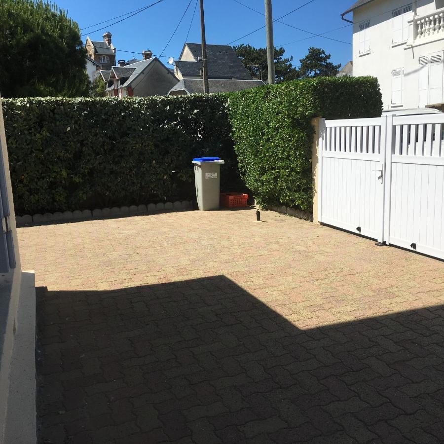 Baie Mt St Michel , Jullouville , Villa Caprice Rdc , 50 M Mer ,7 Pers , Pres Plage Dday エクステリア 写真